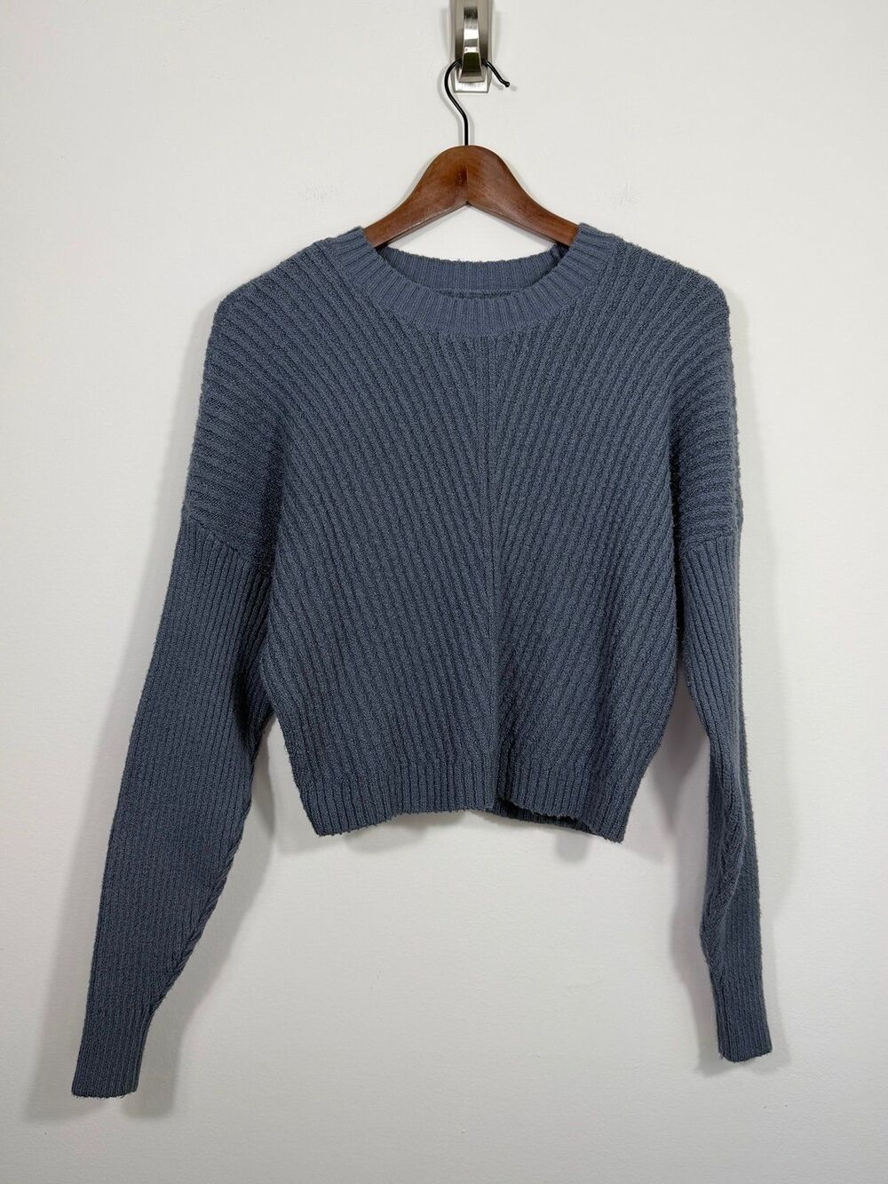 Hollister Blue Ribbed Cropped Sweater Size Small Cozy Knit Pullover